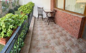 2 Room Family Apartment With Garden View